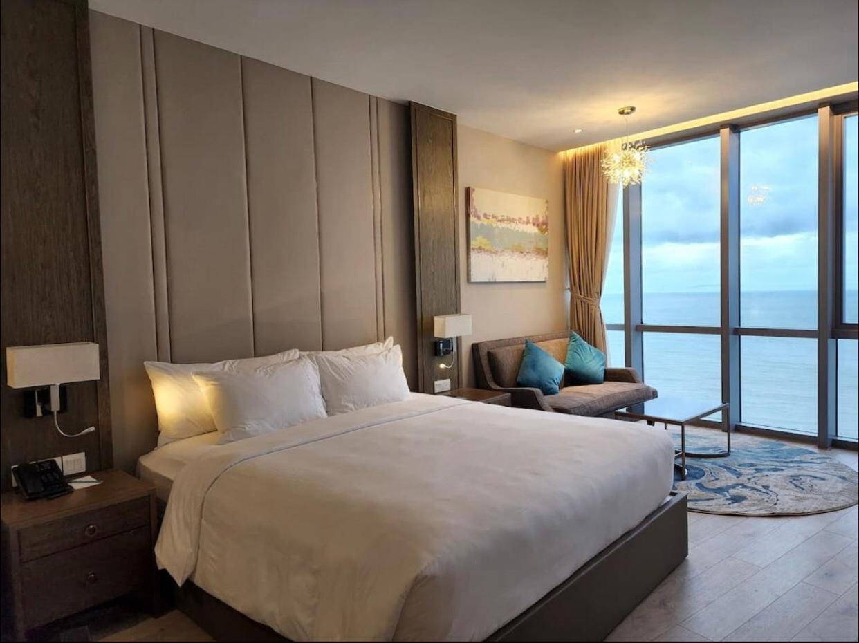 Panorama Oceanfront Suite Nha Trang Exteriér fotografie