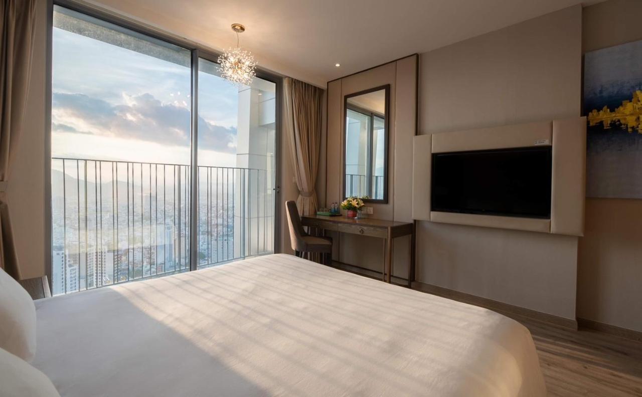 Panorama Oceanfront Suite Nha Trang Exteriér fotografie