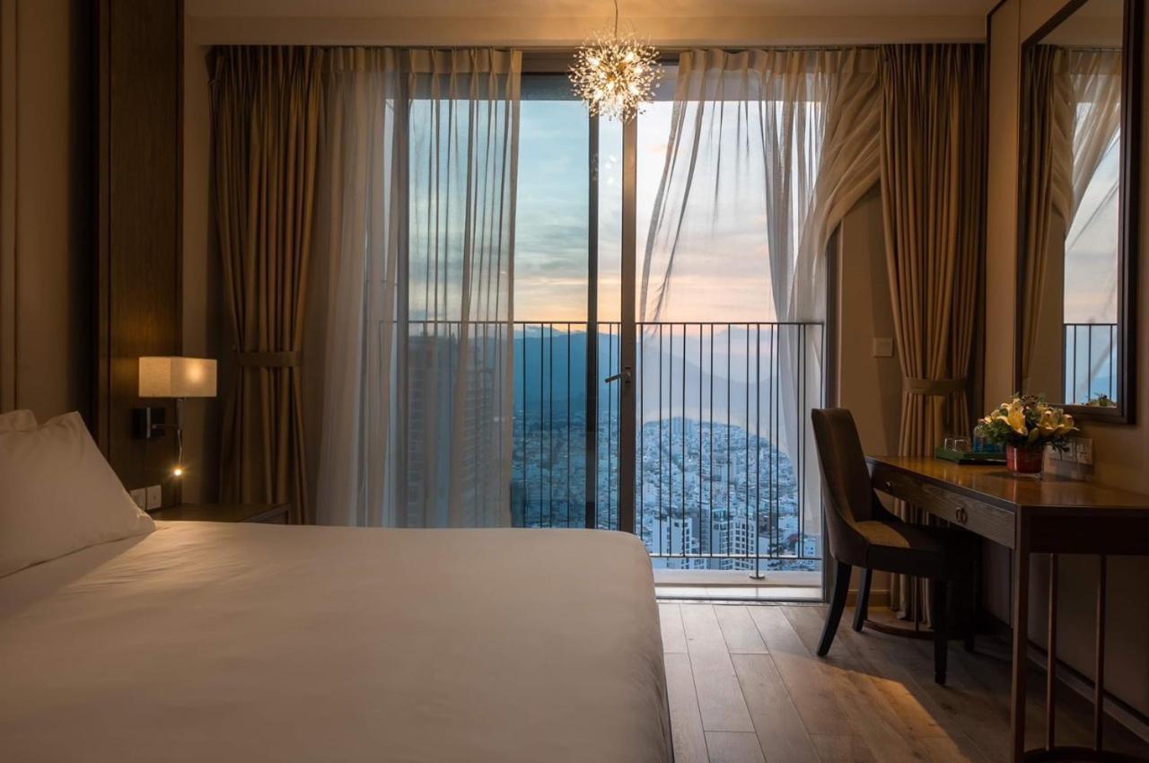 Panorama Oceanfront Suite Nha Trang Exteriér fotografie