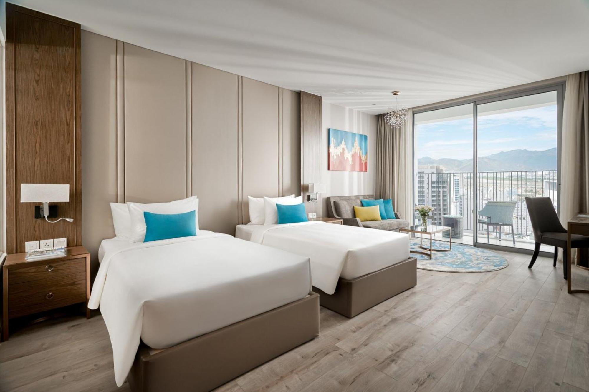 Panorama Oceanfront Suite Nha Trang Exteriér fotografie