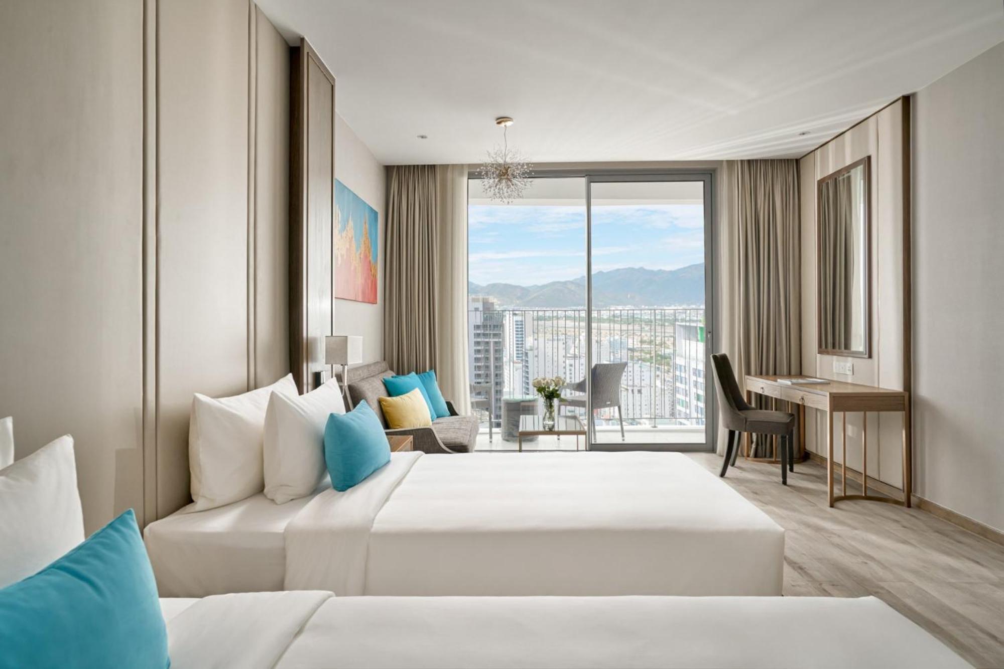 Panorama Oceanfront Suite Nha Trang Exteriér fotografie